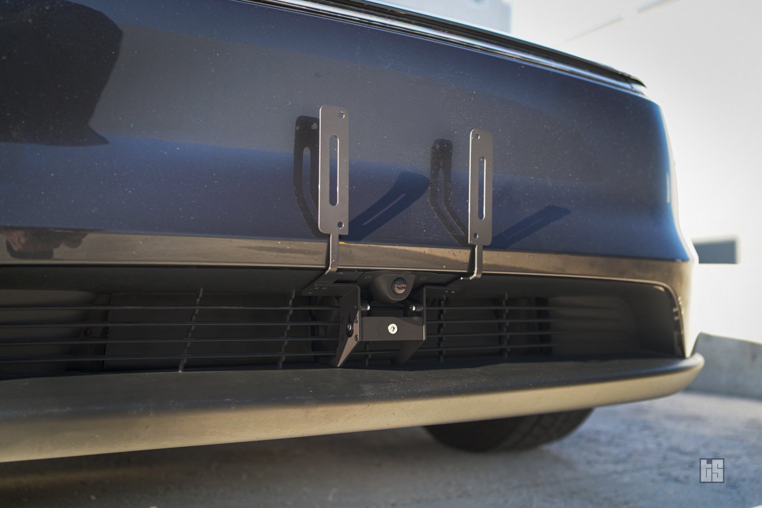 Tesla Model Y Premium Plate Holder