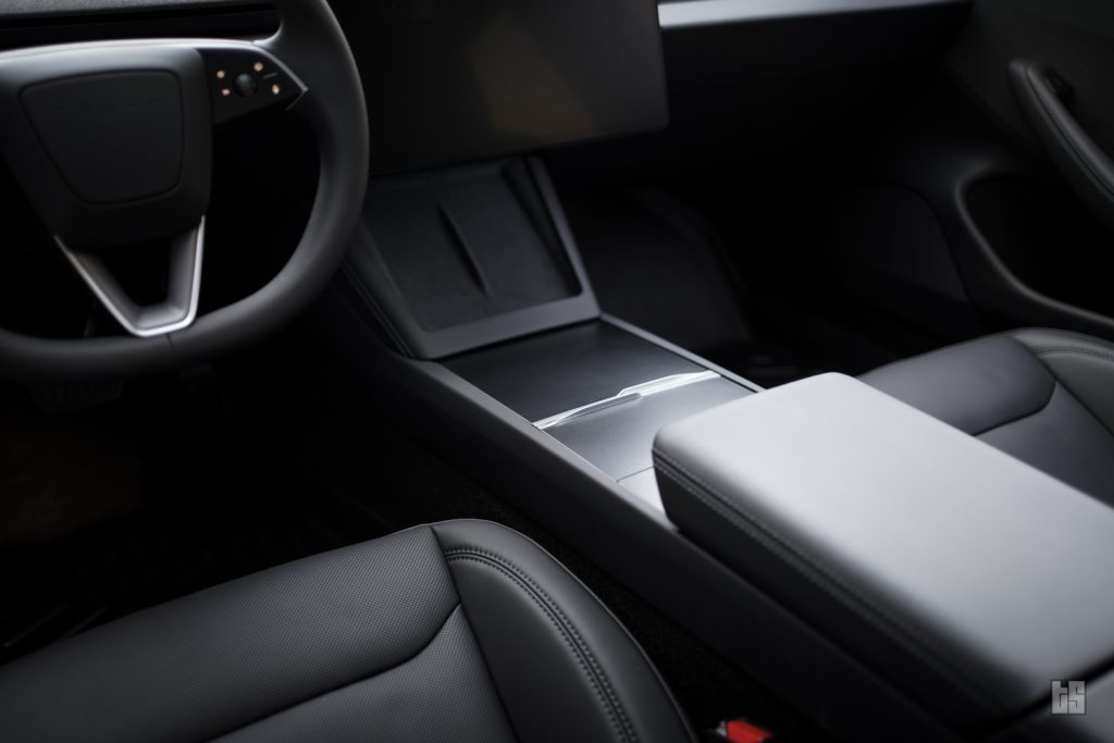 Model 3 Highland Center Console Wrap Matte Black