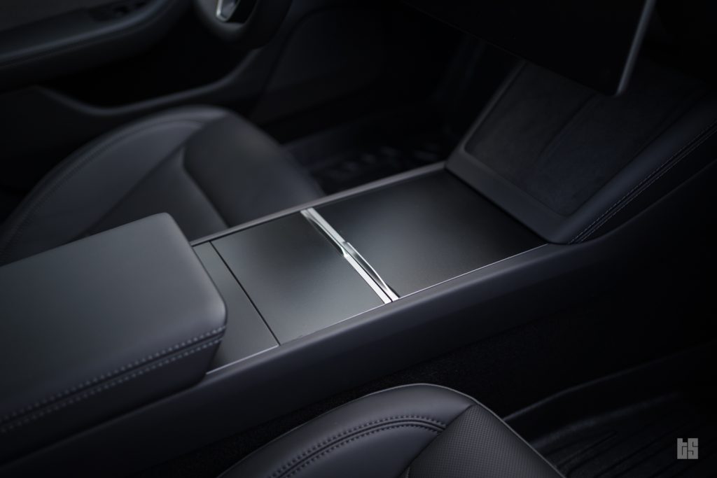 Model 3 Highland Center Console Wrap Matte Black