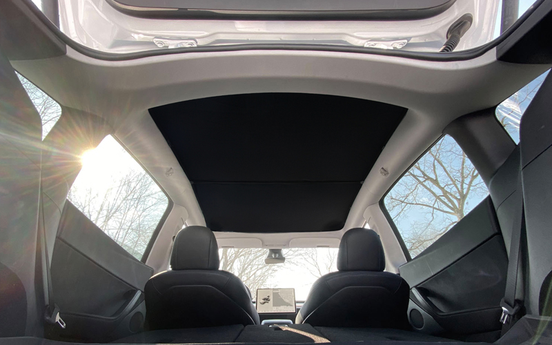  Model Y Roof Screen