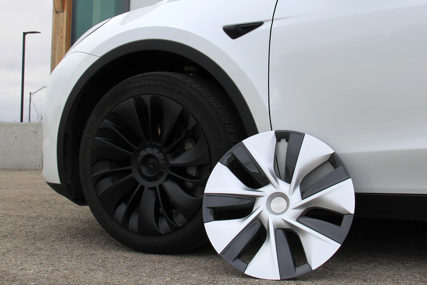 Tesla adds Model Y snow chains for Gemini and Induction wheels - Drive Tesla