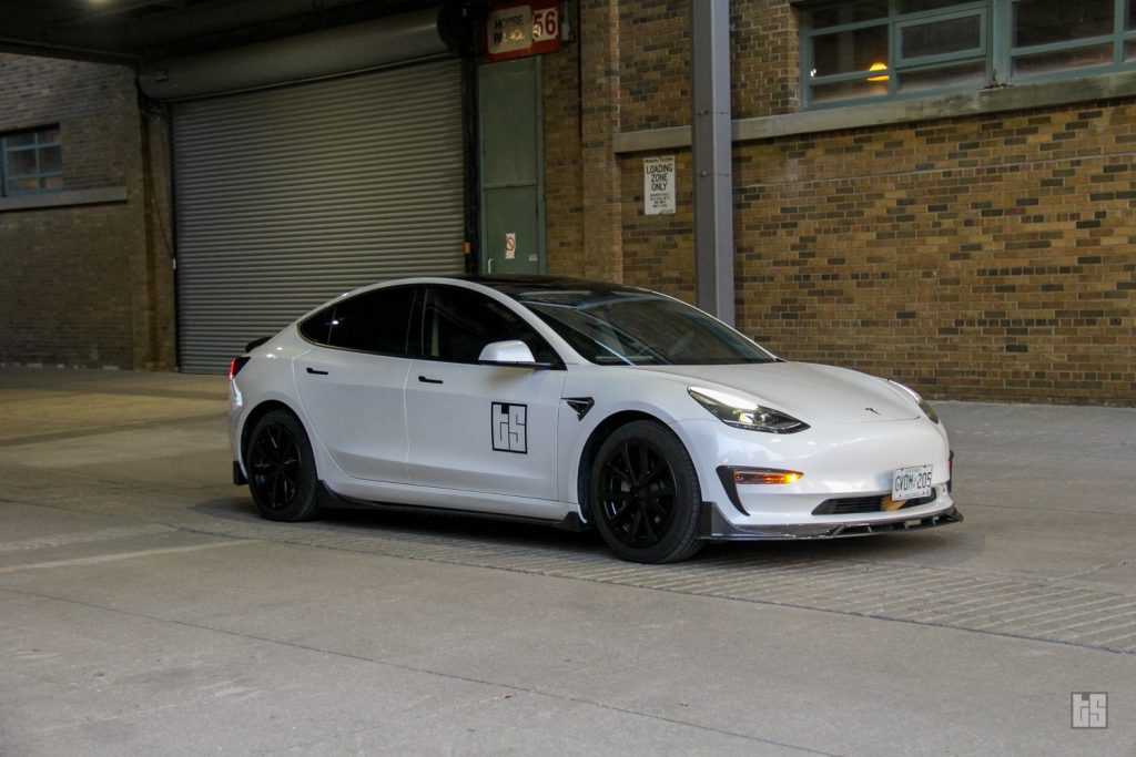 Model 3 Rooftop Cargo Box - Tesloid USA