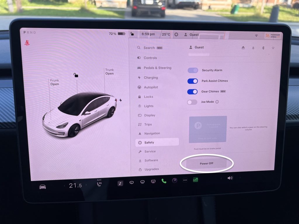 Power Off Button on the Tesla Centre Touchscreen