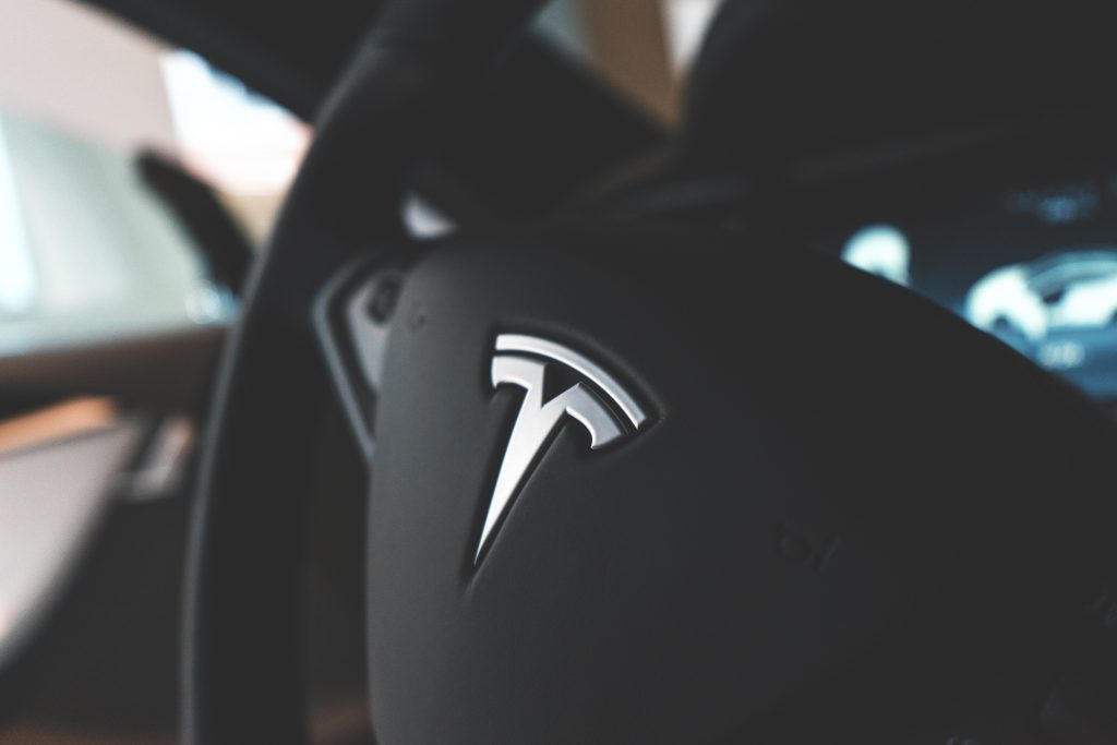 Tesla Steering Wheel Which You Press to Use the Horn Sounds