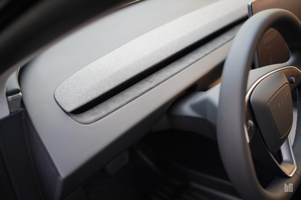 Tesla Dash Cover Alcantara for 2024 Highland