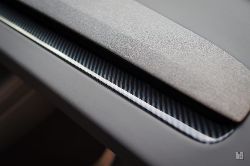 Tesla Dash Cover Gloss Carbon Fiber for 2024 Highland