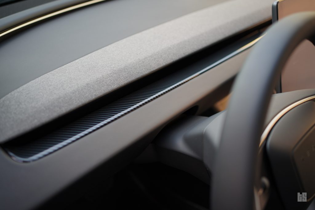 Tesla Dash Cover Gloss Carbon Fiber for 2024 Highland