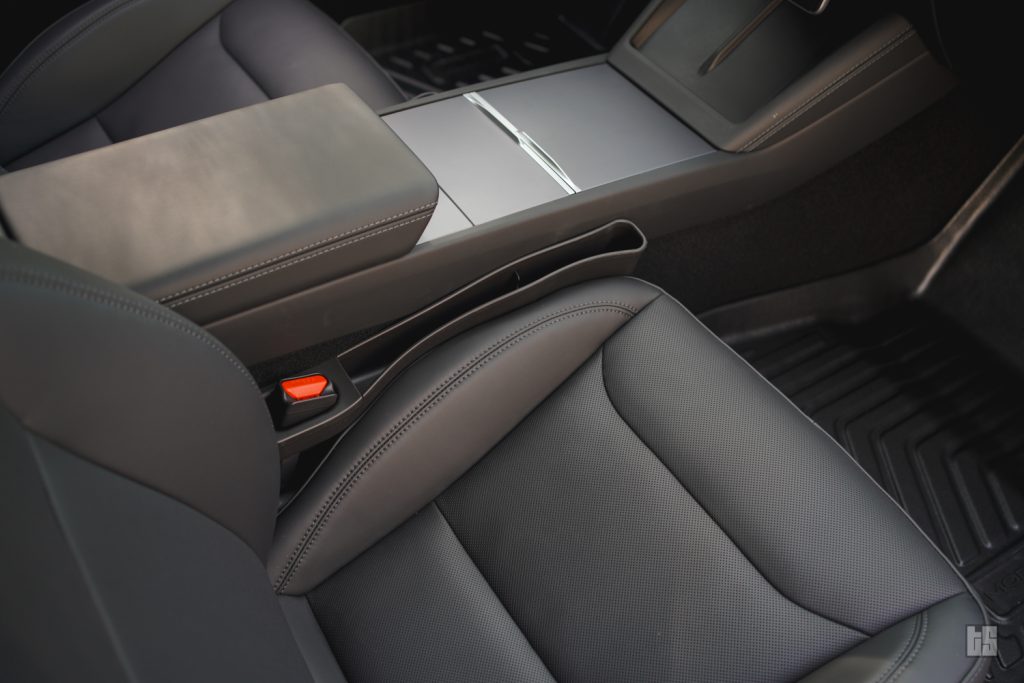 Tesla Model 3 2024 Refresh Seat Side Storage