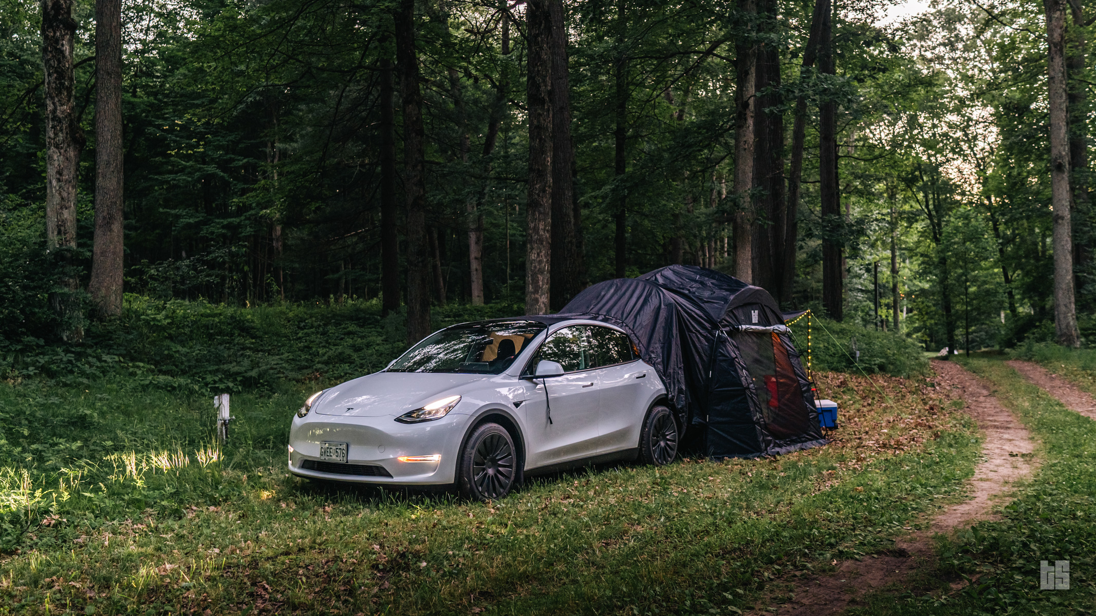 Model Y camping tent custom