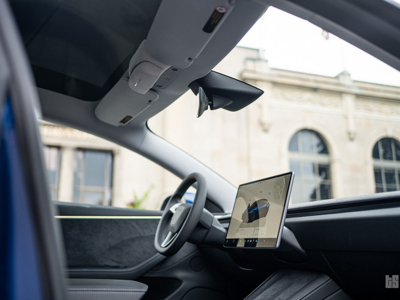 model 3 Sun Glasses Holder interior designated