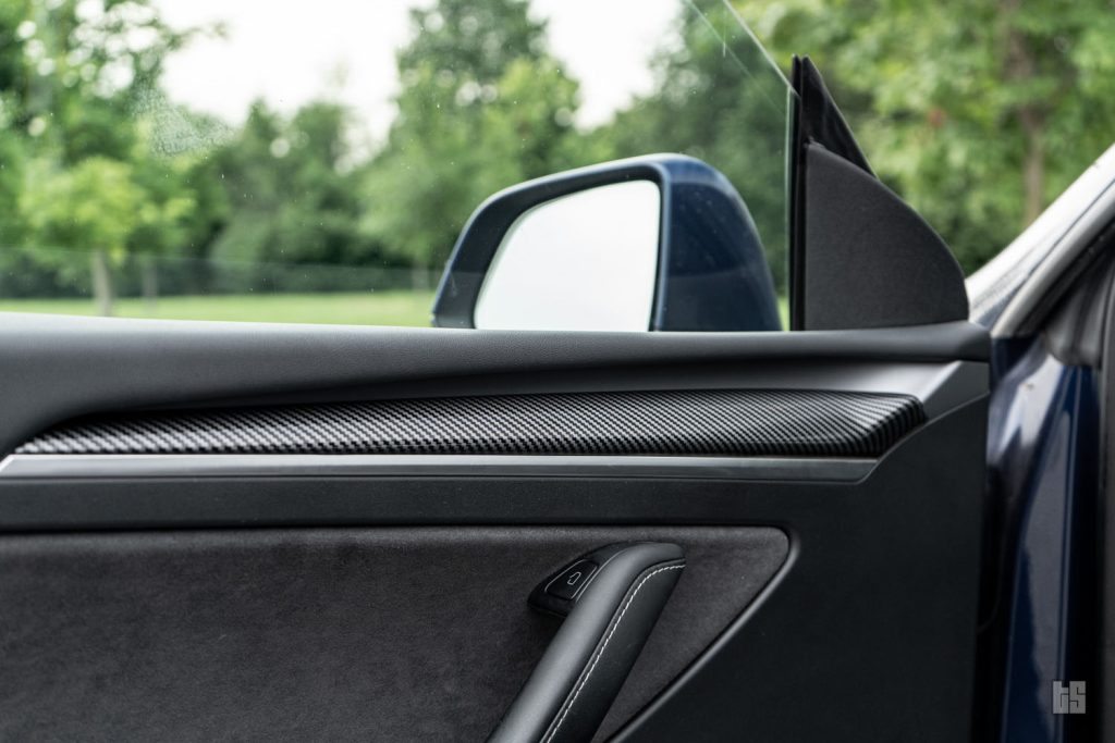 Tesla Model Y Gloss Carbon Fiber Dash and Door