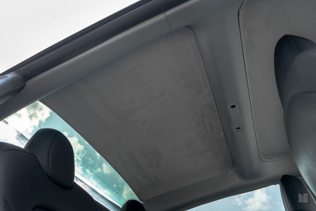 Model 3 Electrostatic Roof Shade