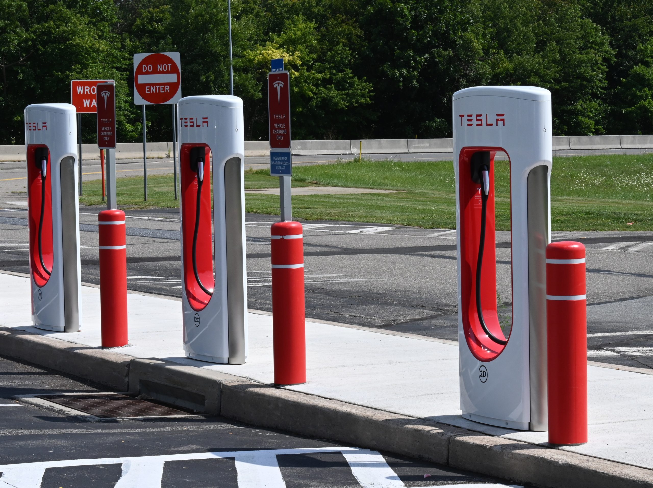 V3 Tesla Supercharger