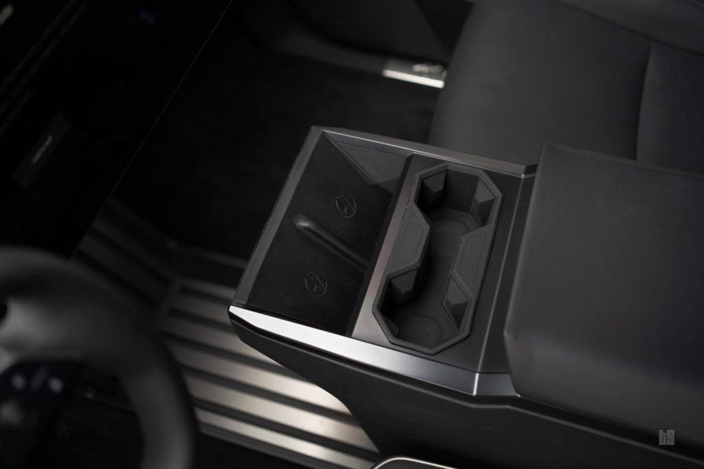 Cybertruck Cup Holder & Wireless Charger 3D Liners