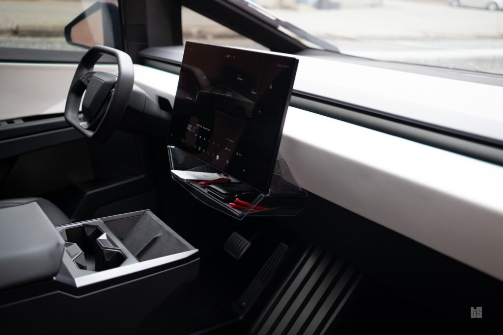 Cybertruck Under Screen Storage Organizer
