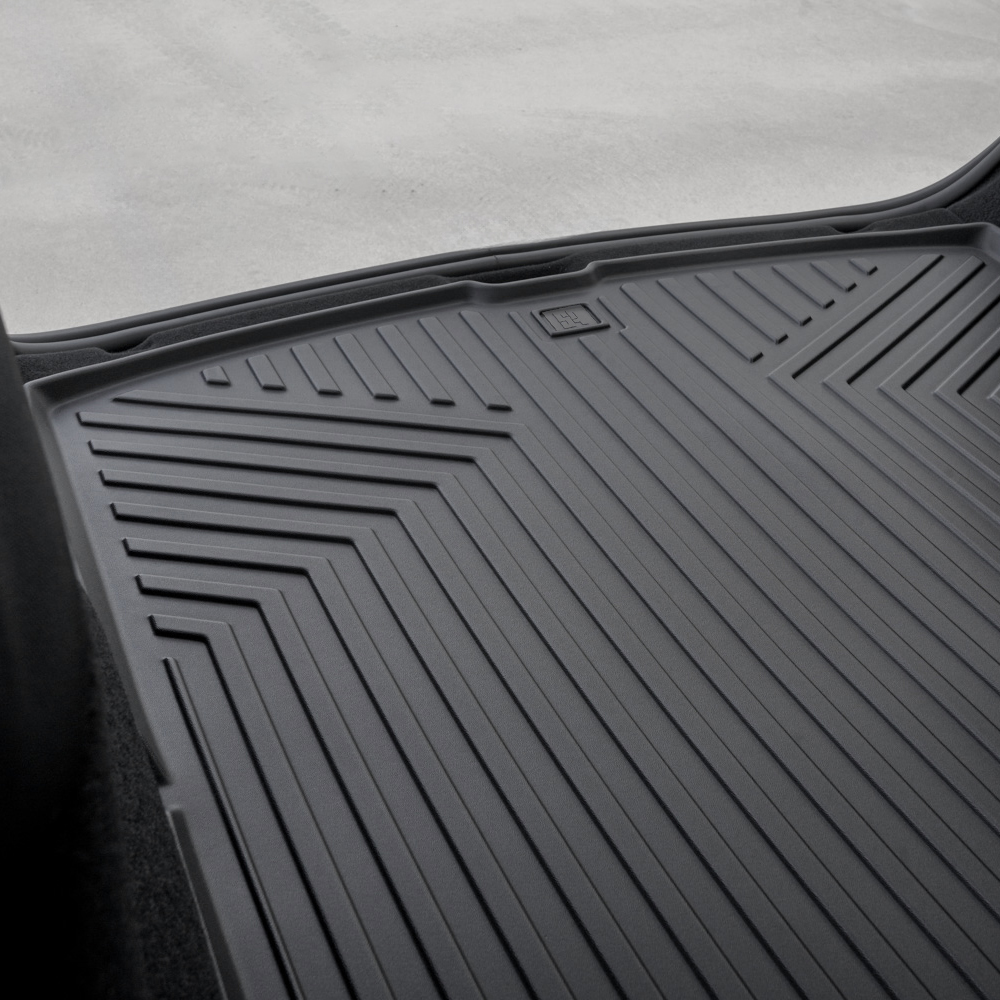 tesla model Y front frunk mat