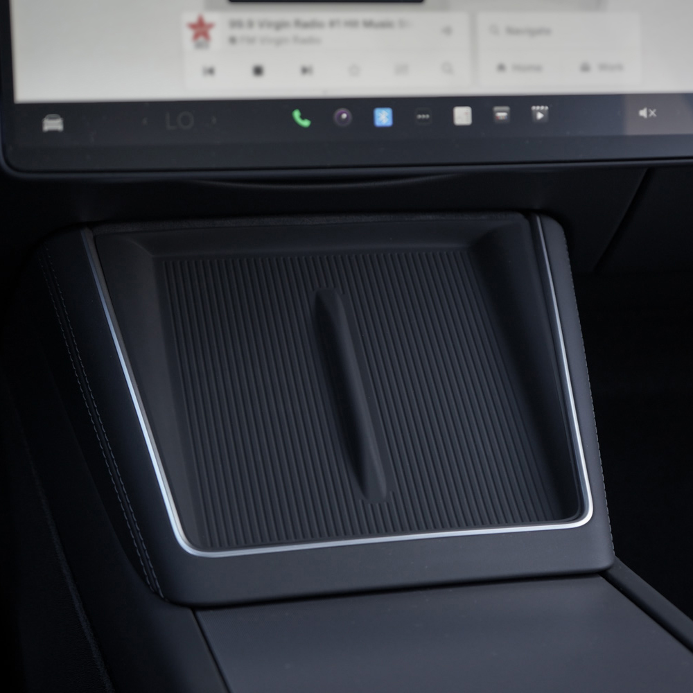 Model Y Juniper cup holder cutout