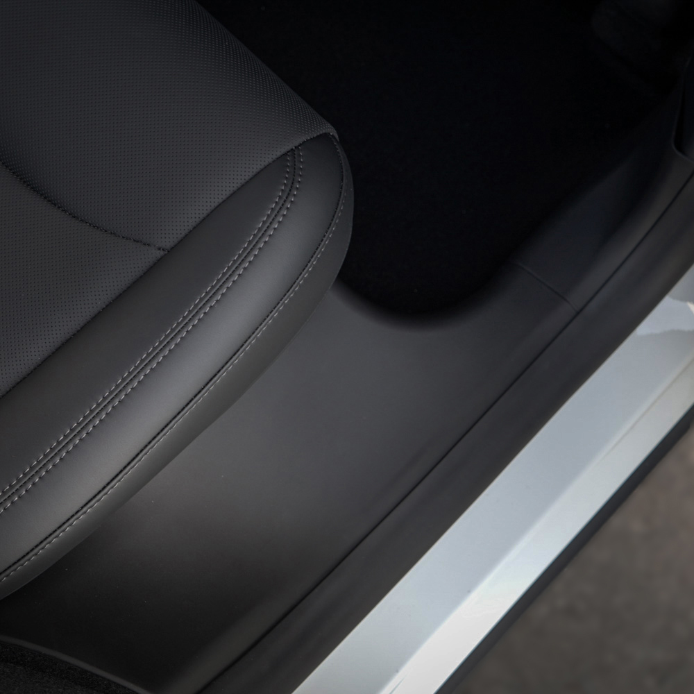 Model Y  trunk sill protector guard