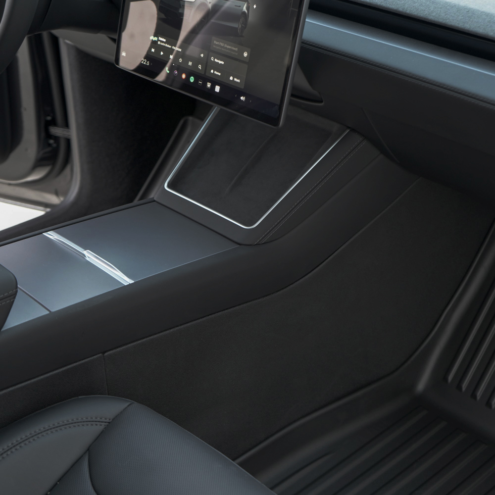 Tesla Model 3 Center Console Side protector