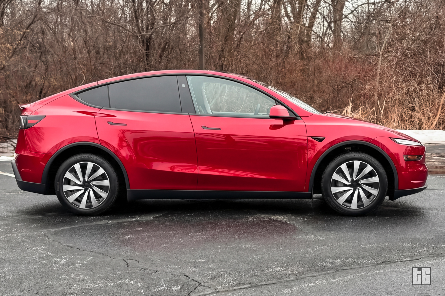 Tesla Model Y Juniper Wheel Cover Tesla Model Y Juniper Wheel Cover