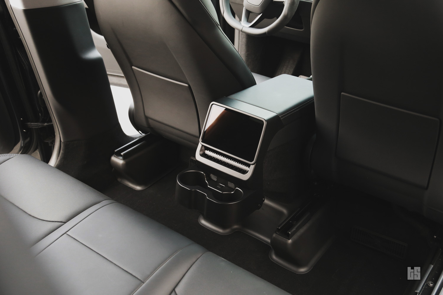 Tesla Model Y Rear Cup Holders
